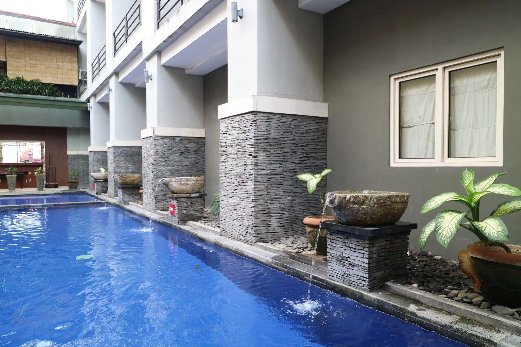 Inna 8 Lifestyle Hotel Denpasar Luaran gambar